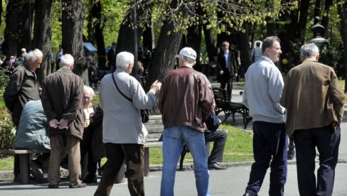 Да ли старосна граница за одлазак у ПЕНЗИЈУ МОЖЕ ДА БУДЕ ПОМЕРЕНА НА ВИШЕ ОД 65 ГОДИНА? Да ли старосна граница за одлазак у ПЕНЗИЈУ МОЖЕ ДА БУДЕ ПОМЕРЕНА НА ВИШЕ ОД 65 ГОДИНА?