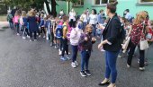 УПИС ПРВАКА У ШКОЛЕ: Ево како да закажете термин за пријаву вашег детета УПИС ПРВАКА У ШКОЛЕ: Ево како да закажете термин за пријаву вашег детета