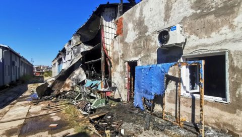 ПРВО СЕ ЧУЛО КАКО ЈЕ НЕШТО ПУКЛО, А ОНДА ЈЕ УЛЕТЕЛА ЖЕНА...: Како је избио пожар у бившој фабрици Трудбеник? ПРВО СЕ ЧУЛО КАКО ЈЕ НЕШТО ПУКЛО, А ОНДА ЈЕ УЛЕТЕЛА ЖЕНА...: Како је избио пожар у бившој фабрици Трудбеник?