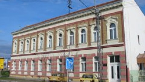 ПРЕПОЛОВЉЕН БРОЈ ЂАКА: У Дому ученика средњих школа у Зрењанину 148 средњошколаца ПРЕПОЛОВЉЕН БРОЈ ЂАКА: У Дому ученика средњих школа у Зрењанину 148 средњошколаца