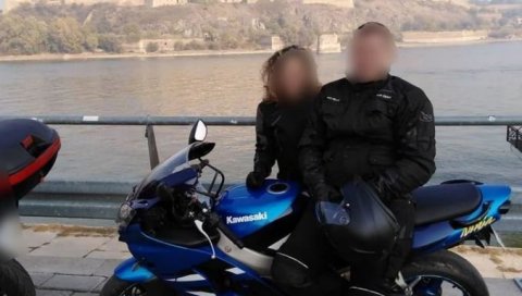 МОТОР СЕ ОД УДАРЦА ПРЕПОЛОВИО: Детаљи несреће на Пупиновом мосту - Иван (25) изгубио контролу и забио се у бандеру МОТОР СЕ ОД УДАРЦА ПРЕПОЛОВИО: Детаљи несреће на Пупиновом мосту - Иван (25) изгубио контролу и забио се у бандеру
