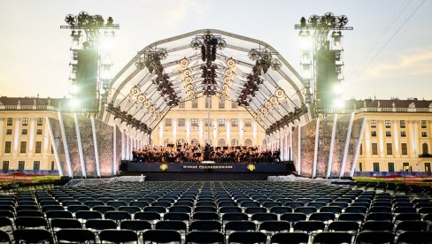 KORONA KLASTER U KULTURI: Pogođena i bečka Opera KORONA KLASTER U KULTURI: Pogođena i bečka Opera