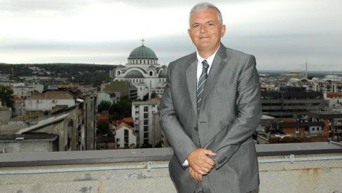 DOKTOR PONOVO NA ČELU VRAČARA: DOKTOR PONOVO NA ČELU VRAČARA: