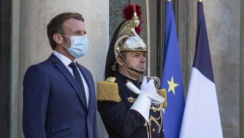 МАКРОН: Русија да објасни тровање, постоје црвене линије МАКРОН: Русија да објасни тровање, постоје црвене линије