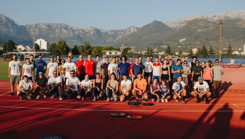 ЈАЧИ НЕГО ЈУЧЕ ПОРУЧИЛИ – ДАМЈАНЕ, ПОБЕДИ: За два сата за Дамјаново лечење прикупили око 1.200 евра ЈАЧИ НЕГО ЈУЧЕ ПОРУЧИЛИ – ДАМЈАНЕ, ПОБЕДИ: За два сата за Дамјаново лечење прикупили око 1.200 евра