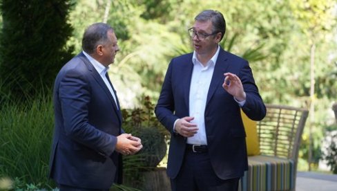 ПРЕД САСТАНАК СА ПРЕДСТАВНИЦИМА СРБИЈЕ: Додик - Радује ме подршка Републици Српској, Србија у овом тренутку најмоћнија држава на Балкану ПРЕД САСТАНАК СА ПРЕДСТАВНИЦИМА СРБИЈЕ: Додик - Радује ме подршка Републици Српској, Србија у овом тренутку најмоћнија држава на Балкану