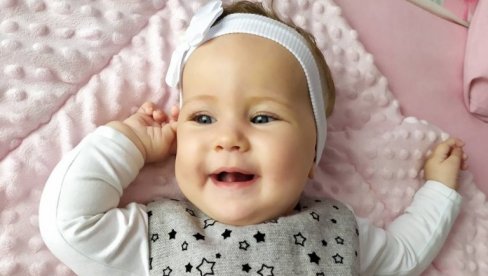 SUZE SAME TEKU, GLAS DRHTI! Oglasili se roditelji male Lane Jovanović - novac sakupljen, avion obezbeđen! (FOTO) SUZE SAME TEKU, GLAS DRHTI! Oglasili se roditelji male Lane Jovanović - novac sakupljen, avion obezbeđen! (FOTO)