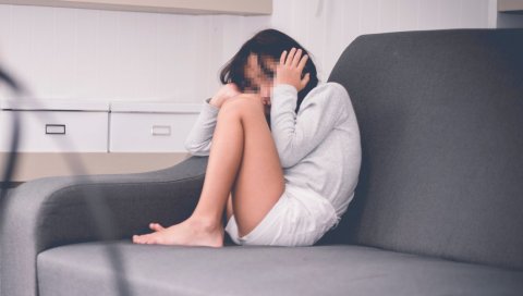 НАКОН СИЛОВАЊА ДЕВОЈЧИЦЕ У ЦРНОЈ ГОРИ: Грађани захтевају јавни регистар педофила НАКОН СИЛОВАЊА ДЕВОЈЧИЦЕ У ЦРНОЈ ГОРИ: Грађани захтевају јавни регистар педофила