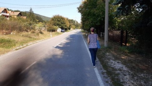U RAZMAKU OD SAT VREMENA UMRLI SIN I MAJKA: Detalji jezive tragedije kod Borskog jezera U RAZMAKU OD SAT VREMENA UMRLI SIN I MAJKA: Detalji jezive tragedije kod Borskog jezera