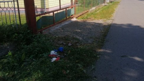 СЛИКЕ СА МЕСТА ПОГИБИЈЕ: Откривен идентитет тинејџера страдалих на мотору - Детаљи трагедије код Врњачке Бање (ФОТО) СЛИКЕ СА МЕСТА ПОГИБИЈЕ: Откривен идентитет тинејџера страдалих на мотору - Детаљи трагедије код Врњачке Бање (ФОТО)