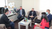 КВАЧИТЕТ ШИРИ КВОТУ: Јунетина из Семберије кренула за Турску (ФОТО) КВАЧИТЕТ ШИРИ КВОТУ: Јунетина из Семберије кренула за Турску (ФОТО)