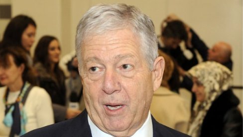 ALEKSANDAR KARAĐORĐEVIĆ POBRKAO PRETKE: Objavom napravio pometnju na Fejsbuku (FOTO) ALEKSANDAR KARAĐORĐEVIĆ POBRKAO PRETKE: Objavom napravio pometnju na Fejsbuku (FOTO)