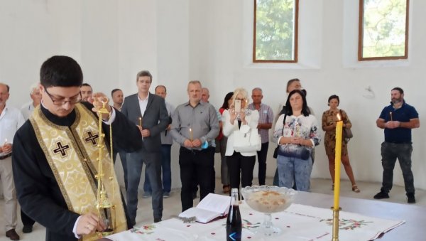 ПОМЕН СТРАДАЛИМ СРБИМА 13 ЗАПАДНОКРАЈИШКИХ ОПШТИНА: Четврт века сећања и туге ПОМЕН СТРАДАЛИМ СРБИМА 13 ЗАПАДНОКРАЈИШКИХ ОПШТИНА: Четврт века сећања и туге