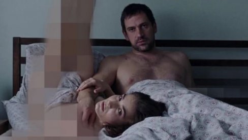 GOLOTINJA NA RTS: Intimne scene u novoj domaćoj seriji, glumci se prepustili strastima (FOTO) GOLOTINJA NA RTS: Intimne scene u novoj domaćoj seriji, glumci se prepustili strastima (FOTO)