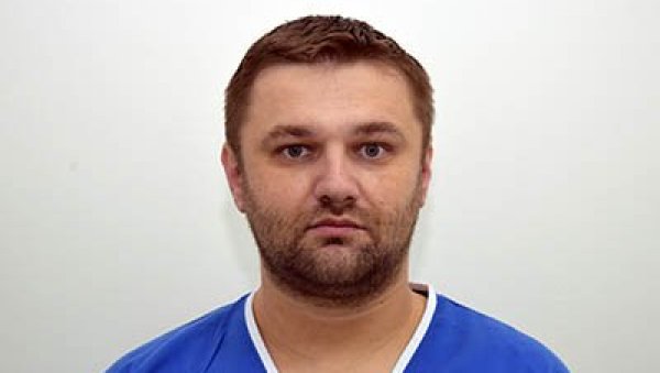 ТУГА: Славни лекар, Марко Пекија, преминуо од короне ТУГА: Славни лекар, Марко Пекија, преминуо од короне