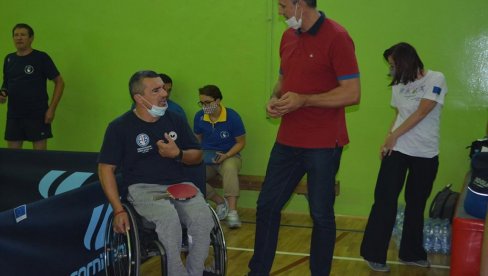 REVIJA SPORTISTA SA INVALIDITETOM U INĐIJI: Parainspirisani za socijalnu integraciju kroz sport REVIJA SPORTISTA SA INVALIDITETOM U INĐIJI: Parainspirisani za socijalnu integraciju kroz sport