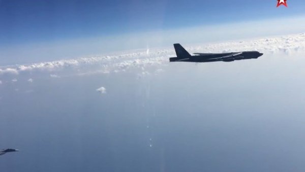 ГУСТ САОБРАЋАЈ ИЗНАД БАЛТИЧКОГ МОРА: Ловци НАТО-а прате руске авионе ГУСТ САОБРАЋАЈ ИЗНАД БАЛТИЧКОГ МОРА: Ловци НАТО-а прате руске авионе