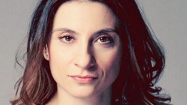 ТАЈ КРИК НИКАДА НЕЋУ ДА ЗАБОРАВИМ: Мандина удовица отворила душу и присетила се тренутка када је глумац преминуо ТАЈ КРИК НИКАДА НЕЋУ ДА ЗАБОРАВИМ: Мандина удовица отворила душу и присетила се тренутка када је глумац преминуо