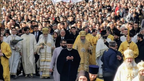 ОЧЕКИВАЊА ОД НОВЕ ЦРНОГОРСКЕ ВЛАСТИ: Српској цркви једнака права као католичкој ОЧЕКИВАЊА ОД НОВЕ ЦРНОГОРСКЕ ВЛАСТИ: Српској цркви једнака права као католичкој