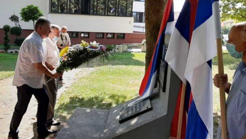 „БУДИМО БАР МАЛО КАО НАШИ ПРЕЦИ“: У Модричи обележен Дан српског јединства „БУДИМО БАР МАЛО КАО НАШИ ПРЕЦИ“: У Модричи обележен Дан српског јединства