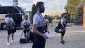 ПАРТИЗАН СТИГАО НА ЗИМБРУ: Незапамћене мере безбедности на стадиону у Суручениу (ВИДЕО) ПАРТИЗАН СТИГАО НА ЗИМБРУ: Незапамћене мере безбедности на стадиону у Суручениу (ВИДЕО)