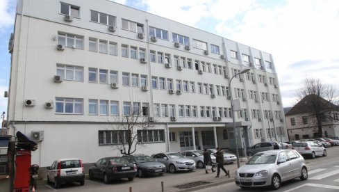 СУДИЈА ИЗА РЕШЕТАКА! Окружни суд у Бањалуци одредио једномесечни притвор Небојши Пејовићу, који се терети за трговину утицајем СУДИЈА ИЗА РЕШЕТАКА! Окружни суд у Бањалуци одредио једномесечни притвор Небојши Пејовићу, који се терети за трговину утицајем