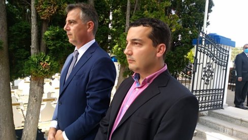 ДА СЕ НЕ ЗАБОРАВЕ ЈУНАЦИ: У Пироту, на грчком и српском војничком гробљу, комеморација у част изгинулих ратника ДА СЕ НЕ ЗАБОРАВЕ ЈУНАЦИ: У Пироту, на грчком и српском војничком гробљу, комеморација у част изгинулих ратника