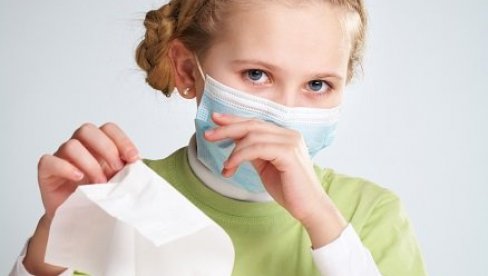 ПЕДИЈАТРИ ВЕЋ ИМАЈУ 30 ОДСТО ВИШЕ ПРЕГЛЕДА: Од почетка школске године повећава се број најмлађих којима је потребна лекарска помоћ ПЕДИЈАТРИ ВЕЋ ИМАЈУ 30 ОДСТО ВИШЕ ПРЕГЛЕДА: Од почетка школске године повећава се број најмлађих којима је потребна лекарска помоћ