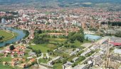 НАЧЕЛНИЦИ ЖЕЛЕ НОВЕ МАНДАТЕ! На изборима у РС иста имена за фотеље у већини локалних заједница