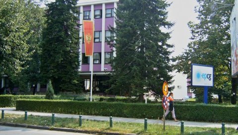 ЕПЦГ ИСКЉУЧИЛА СТРУЈУ ЗА 24.680 НЕПЛАТИША: На ту одлуку поднета 43 приговора ЕПЦГ ИСКЉУЧИЛА СТРУЈУ ЗА 24.680 НЕПЛАТИША: На ту одлуку поднета 43 приговора