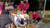 JESENJE ČAROLIJE JAČE OD KORONE: Održana tradicionalna manifestacija u Sečnju (FOTO) JESENJE ČAROLIJE JAČE OD KORONE: Održana tradicionalna manifestacija u Sečnju (FOTO)