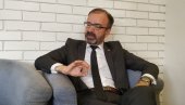 ИНТЕРВЈУ Саша Адамовић: Београду сада лакше уз Кину, Русију и Трампа ИНТЕРВЈУ Саша Адамовић: Београду сада лакше уз Кину, Русију и Трампа