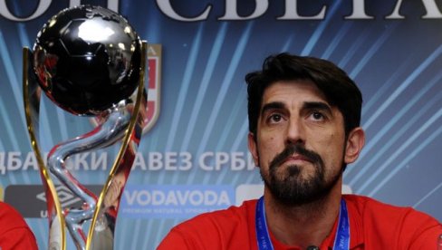 GUBITNICI SMO SVI: Trofejni selektor Srbije traži podršku za orlove, od kojih očekuje da izvuku pouke iz poraza GUBITNICI SMO SVI: Trofejni selektor Srbije traži podršku za orlove, od kojih očekuje da izvuku pouke iz poraza