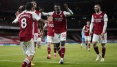 ARSENAL OPET POBEDIO: Tobdžije maksimalne posle dva kola Premijer lige (VIDEO) ARSENAL OPET POBEDIO: Tobdžije maksimalne posle dva kola Premijer lige (VIDEO)