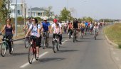 СВИ НА БИЦИКЛЕ: У Бијељини обележена Европска седмица урбане мобилности СВИ НА БИЦИКЛЕ: У Бијељини обележена Европска седмица урбане мобилности