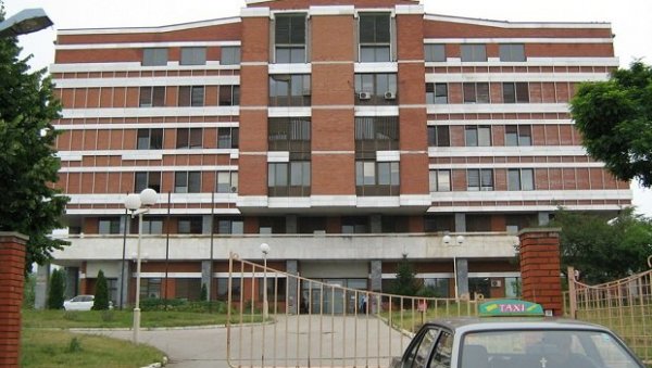 ПРЕМИНУО ПАЦИЈЕНТ ИЗ БАБУШНИЦЕ: Епидемија ковида 19 у Пиротском округу ПРЕМИНУО ПАЦИЈЕНТ ИЗ БАБУШНИЦЕ: Епидемија ковида 19 у Пиротском округу