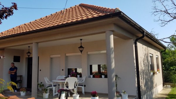 ОПЉАЧКАНА ЈОШ ЈЕДНА СРПСКА КУЋА У ГРАЧАНИЦИ: Лопови ушли кроз прозор у кућу Костића ОПЉАЧКАНА ЈОШ ЈЕДНА СРПСКА КУЋА У ГРАЧАНИЦИ: Лопови ушли кроз прозор у кућу Костића