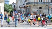УЖИВАЈТЕ У ПРАВОМ ЛЕТЊЕМ ВРЕМЕНУ: Данас топло и сунчано, а погледајте какво нас време очекује за викенд