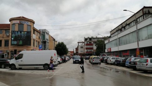 СРЕДЊОШКОЛЦИ ПРЕЛАЗЕ НА ОНЛАЈН НАСТАВУ: У општини Бујановац неповољна и нестабилна ситуација, свакодневно се повећава број оболелих СРЕДЊОШКОЛЦИ ПРЕЛАЗЕ НА ОНЛАЈН НАСТАВУ: У општини Бујановац неповољна и нестабилна ситуација, свакодневно се повећава број оболелих