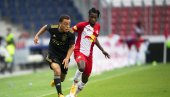 BAJERN KRADE BARSINO POTENCIJALNO POJAČANJE: Desni bek Ajaksa bliži odlasku u Minhen BAJERN KRADE BARSINO POTENCIJALNO POJAČANJE: Desni bek Ajaksa bliži odlasku u Minhen