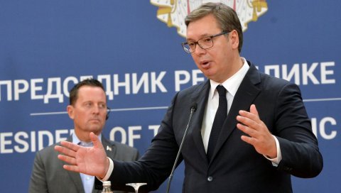 ВУЧИЋ ЈЕ ЈАК ЛИДЕР, ИМА ЈАСНУ ВИЗИЈУ НАПРЕТКА: Представници америчке развојне корпорације ДФЦ о српском председнику ВУЧИЋ ЈЕ ЈАК ЛИДЕР, ИМА ЈАСНУ ВИЗИЈУ НАПРЕТКА: Представници америчке развојне корпорације ДФЦ о српском председнику