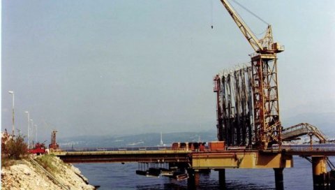 ЈАНАФ ТРЕСЕ ХРВАТСКУ: Шеф хрватске државе, премијер и бивши супруг председнице актери корупцијске мега афере ЈАНАФ ТРЕСЕ ХРВАТСКУ: Шеф хрватске државе, премијер и бивши супруг председнице актери корупцијске мега афере