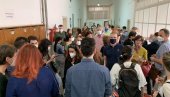 ПРОСВЕТНА ИНСПЕКЦИЈА О НАДЗОРУ НА ФИЛОЛОШКОМ ФАКУЛТЕТУ УБ: Статут, па избор декана ПРОСВЕТНА ИНСПЕКЦИЈА О НАДЗОРУ НА ФИЛОЛОШКОМ ФАКУЛТЕТУ УБ: Статут, па избор декана