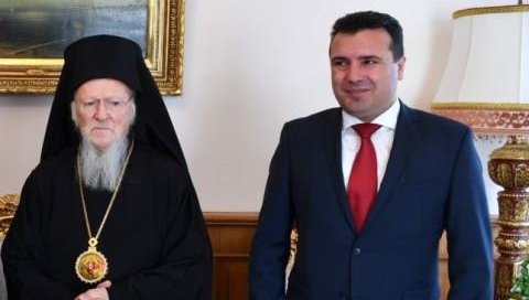 И ЗАЕВ САМОСТАЛНОСТ МПЦ ТРАЖИ У ИСТАНБУЛУ: Премијер моли васељенског патријарха И ЗАЕВ САМОСТАЛНОСТ МПЦ ТРАЖИ У ИСТАНБУЛУ: Премијер моли васељенског патријарха