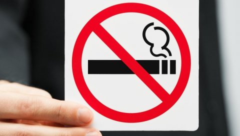 НЕПУШАЧИ ДОБИЛИ ПЕТ ДАНА ОДМОРА ВИШЕ: Шеф у Немачкој одлучио да се одужи радницима који не иду на паузе НЕПУШАЧИ ДОБИЛИ ПЕТ ДАНА ОДМОРА ВИШЕ: Шеф у Немачкој одлучио да се одужи радницима који не иду на паузе