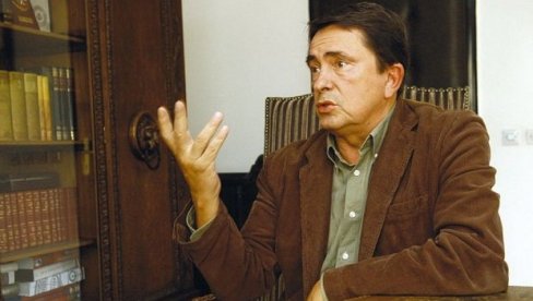 ЛАНЕ ГУТОВИЋ О ЛЕЧИЋУ: Оптужбе за силовање су постала мода, имам лепо мишљење о њему ЛАНЕ ГУТОВИЋ О ЛЕЧИЋУ: Оптужбе за силовање су постала мода, имам лепо мишљење о њему