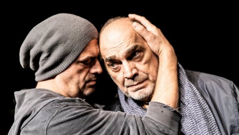 ZVEZDARA TEATAR NAKON POLA GODINE PODIŽE ZAVESU: “Voz“ otvara sezonu ZVEZDARA TEATAR NAKON POLA GODINE PODIŽE ZAVESU: “Voz“ otvara sezonu