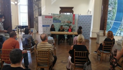 БЕОГРАДСКИ ФЕСТИВАЛ ИГРЕ: Награда Веруј у себе Сањи Нинковић БЕОГРАДСКИ ФЕСТИВАЛ ИГРЕ: Награда Веруј у себе Сањи Нинковић
