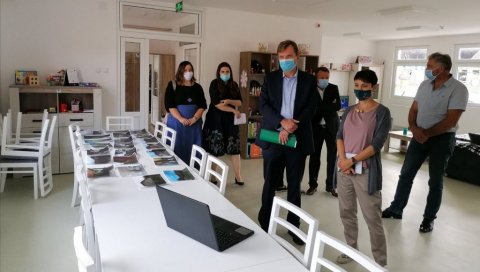 ПОМОЋ ЕВРОПСКЕ УНИЈЕ: Жагубица и Жабари добили 152.000 евра ПОМОЋ ЕВРОПСКЕ УНИЈЕ: Жагубица и Жабари добили 152.000 евра