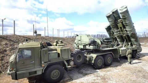 РУСИЈА ЈАЧА ИСТОЧНЕ ГРАНИЦЕ: Након С-300, распоређени и системи С-400 РУСИЈА ЈАЧА ИСТОЧНЕ ГРАНИЦЕ: Након С-300, распоређени и системи С-400
